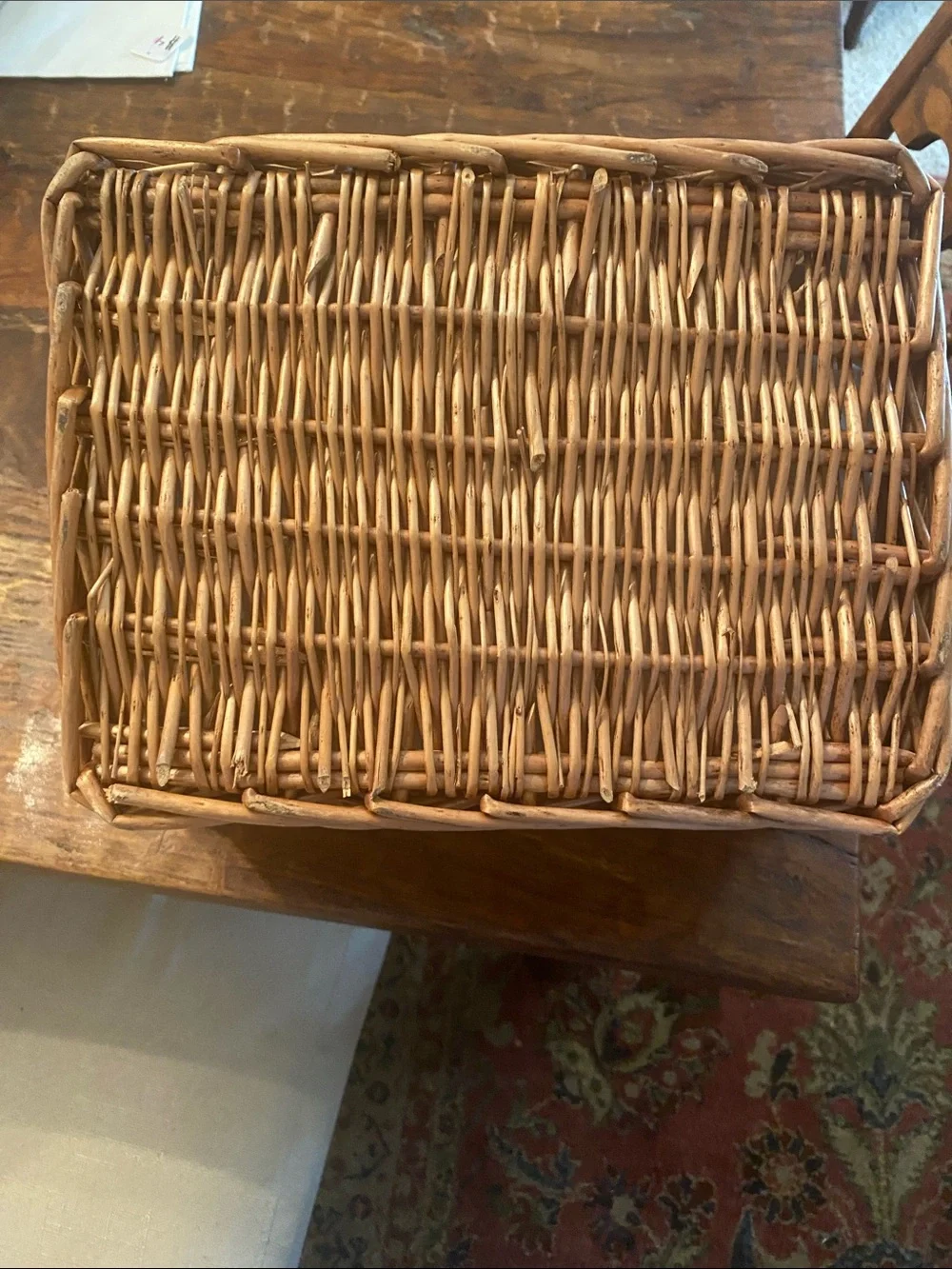 EUC Williams Sonoma Lined Wicker Basket with Lid and Handles